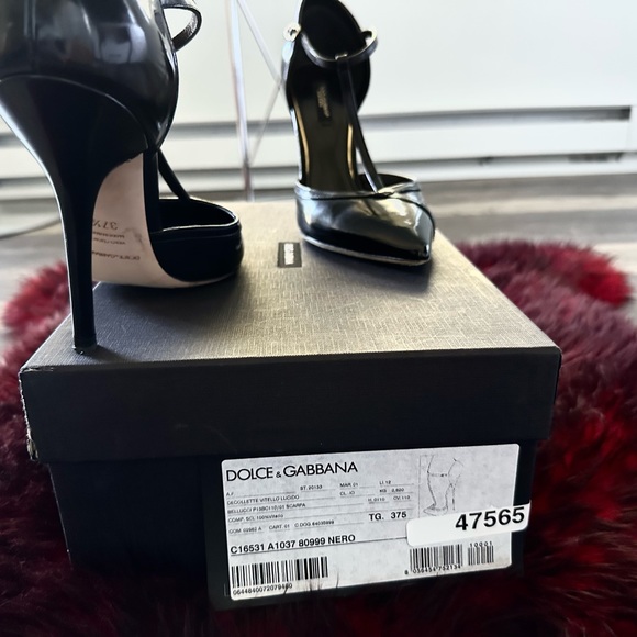 Dolce & Gabbana heels! Patent leather ! Very elegant and beautiful! - Picture 2 of 13
